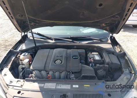 2013 Volkswagen Passat 2.5L Se из США, поврежденный, VIN 1VWBP7A33DC135447